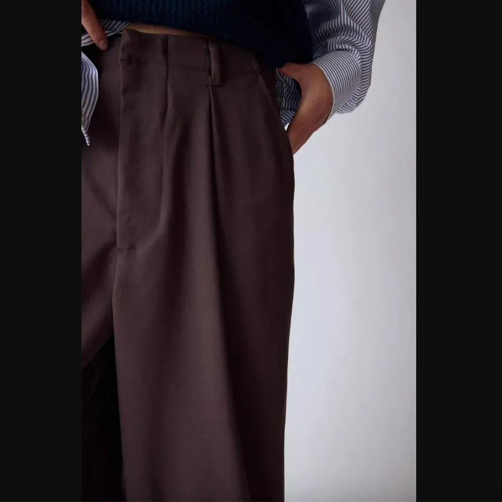 Urban Outfitters Standard Cloth Jason Cropped Pleated Trouser Pants 28" NWT - Picture 5 of 9